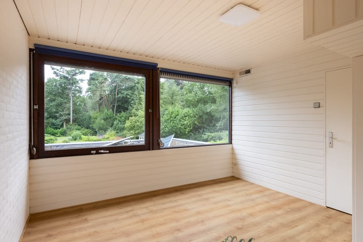 Photo 41 of Juliana van Stolberglaan 10