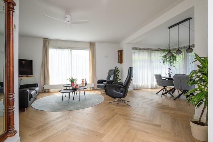 Photo 4 of Bert Haanstrahof 13