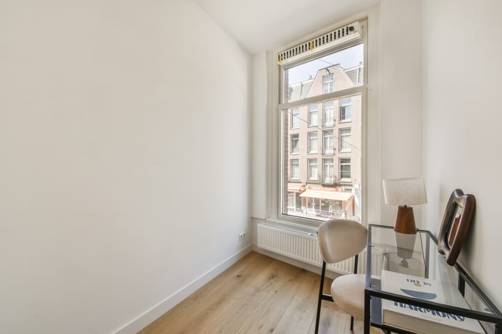 Foto 17 van Ferdinand Bolstraat 143-1