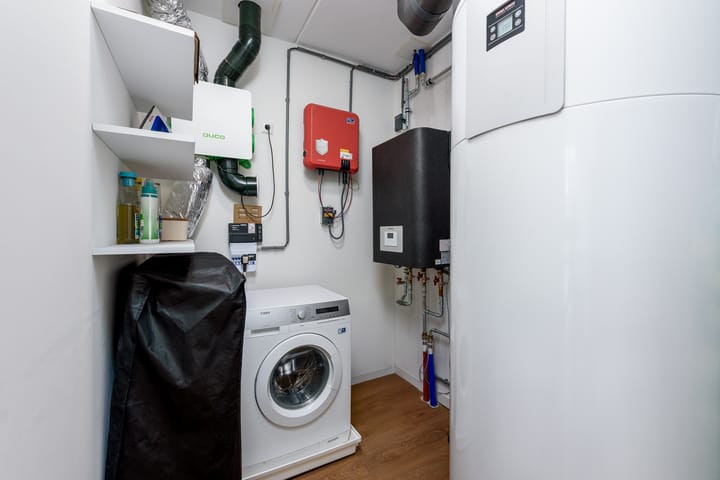 Photo 29 of Isaac Newtonstraat 17