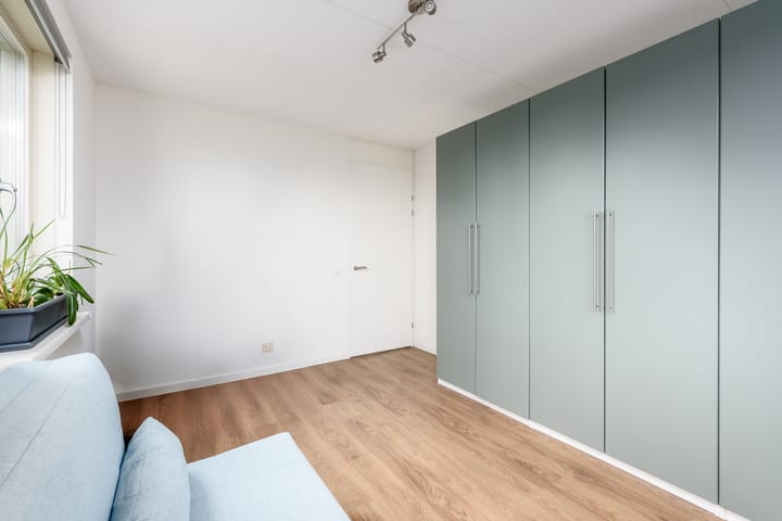 Photo 34 of Isaac Newtonstraat 17