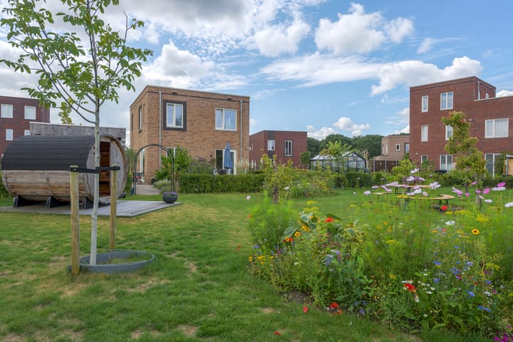 Photo 50 of Isaac Newtonstraat 17