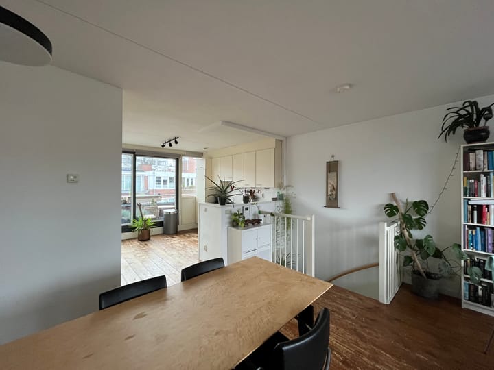 Photo 13 of Reinwardtstraat 73-A