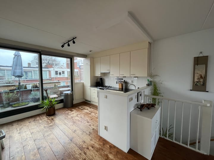 Photo 11 of Reinwardtstraat 73-A