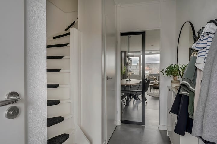 Photo 8 of Tramstraat 55