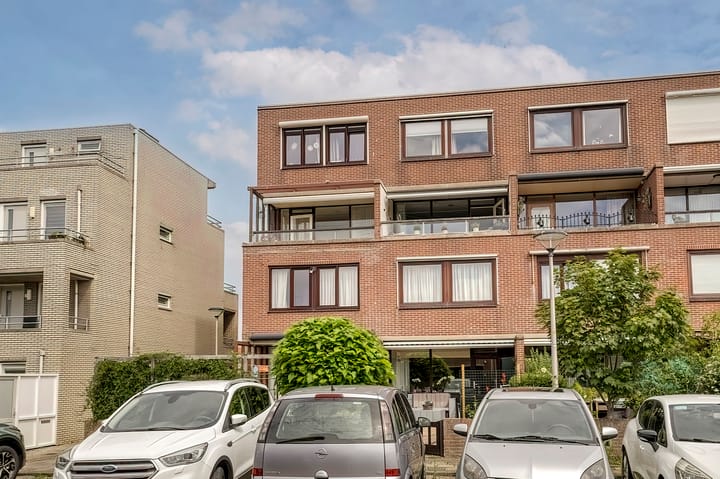 Photo 32 of Tramstraat 55