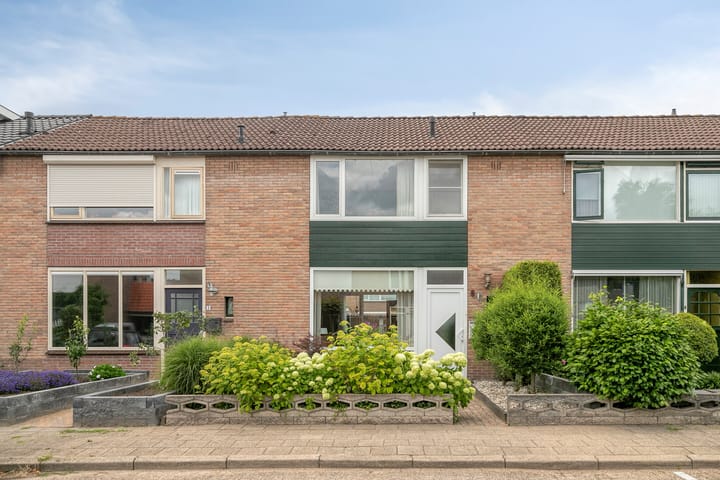 Foto 1 van Schutlaan 6