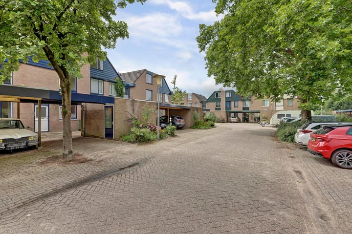 Foto 2 van Reurikwei 16