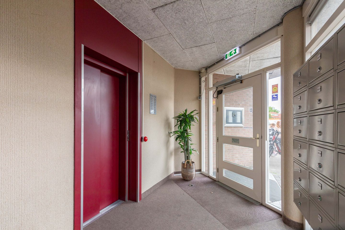 Photo 20 of Hoofdstraat 155-S