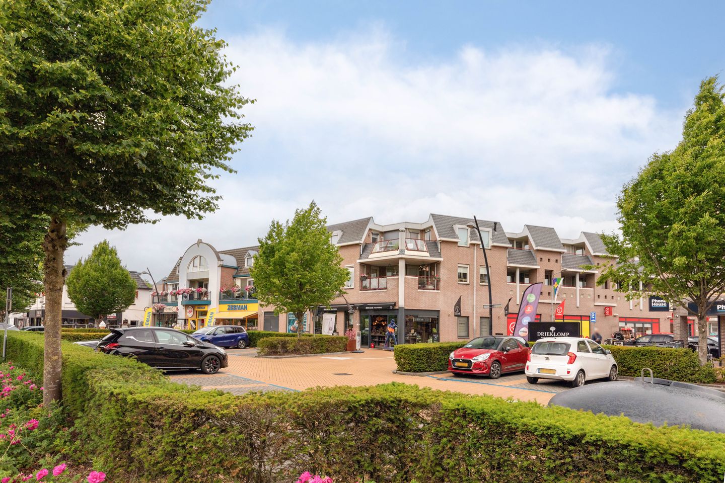 Photo 25 of Hoofdstraat 155-S