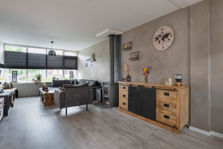 Photo 2 of Twijnstop 37