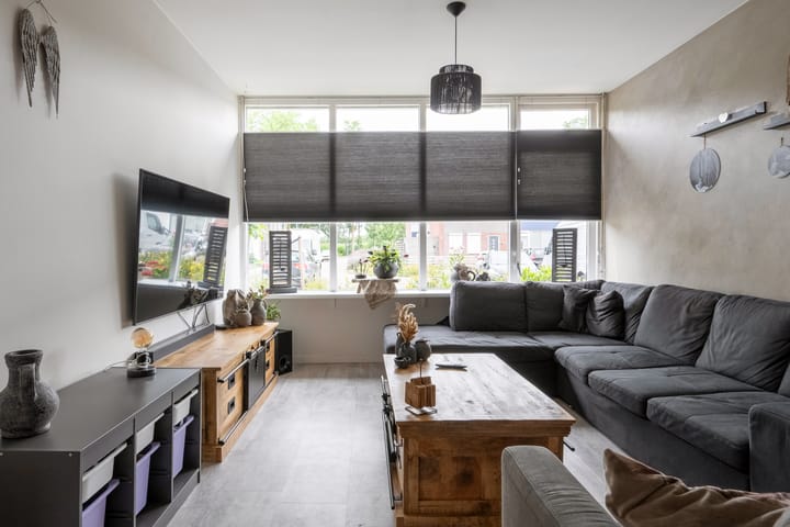 Photo 7 of Twijnstop 37