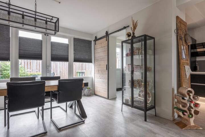 Photo 11 of Twijnstop 37