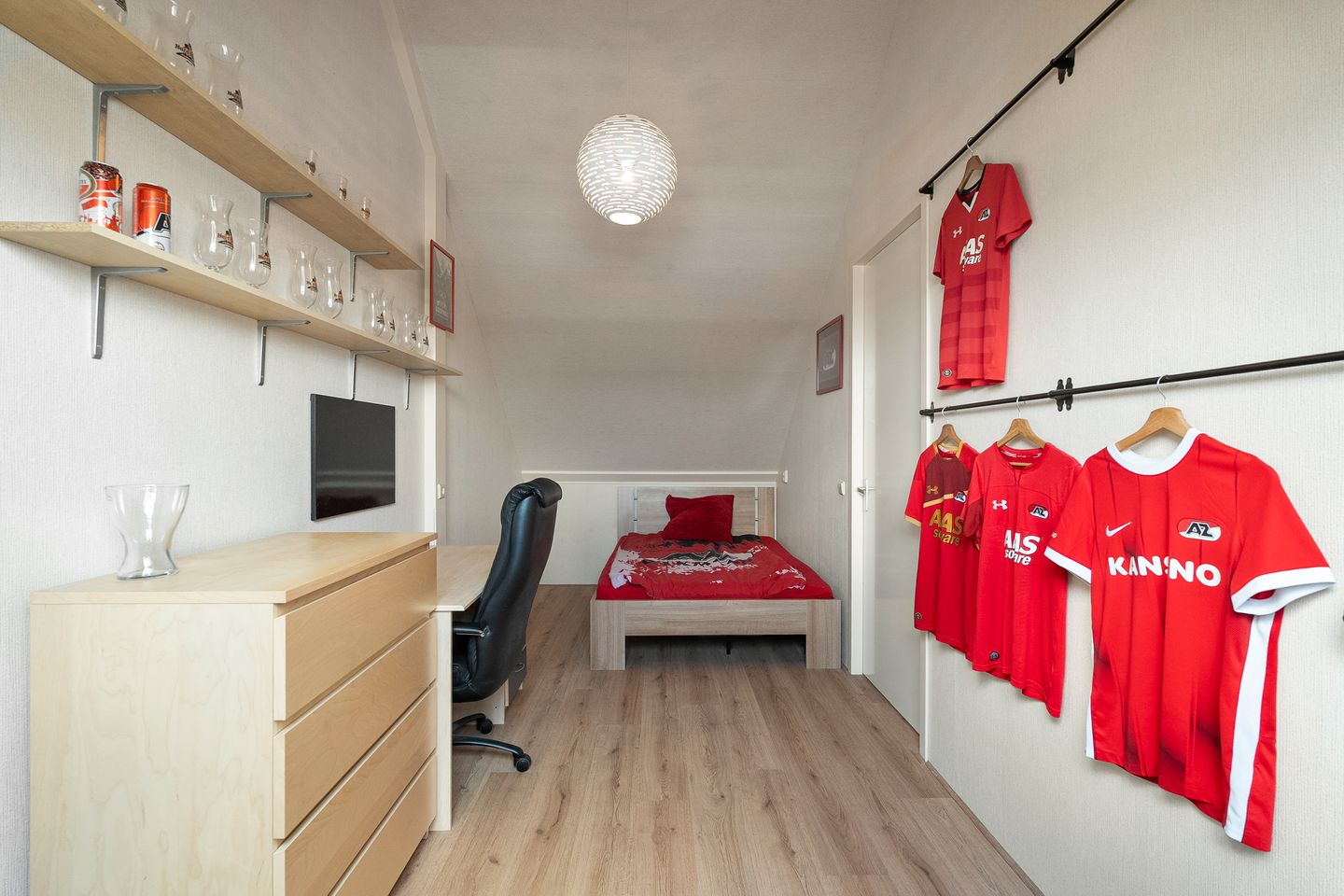 Foto 25 van Bovenwiel 24