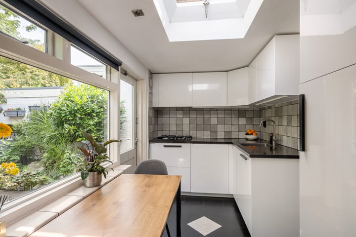 Foto 12 van Naaldwijkseweg 186