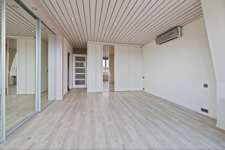 Photo 20 of Havenstraat 150