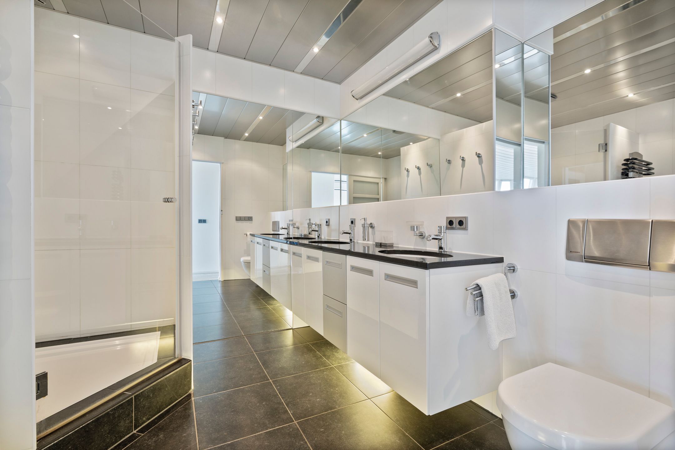 Foto 21 van Havenstraat 150