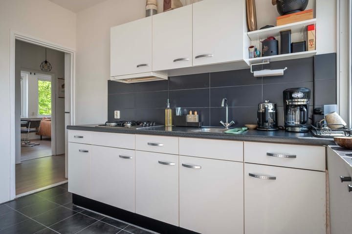 Foto 12 van Adelaarslaan 138