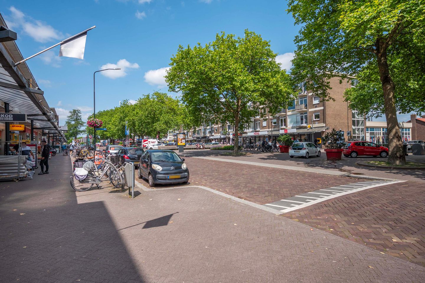 Foto 29 van Adelaarslaan 138