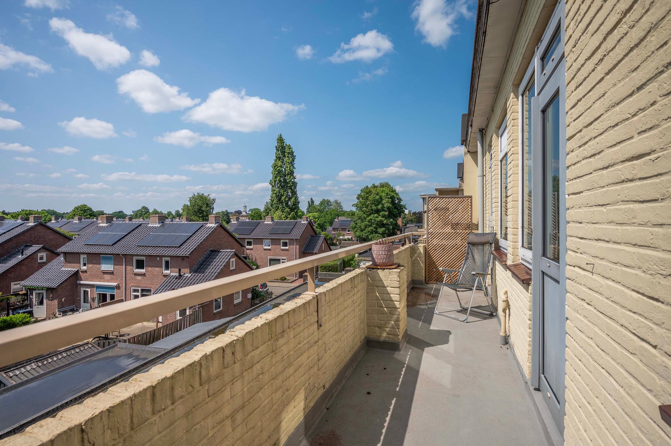 Foto 15 van Adelaarslaan 138