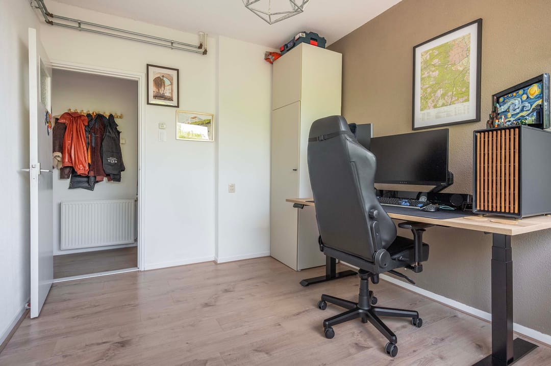 Foto 23 van Adelaarslaan 138