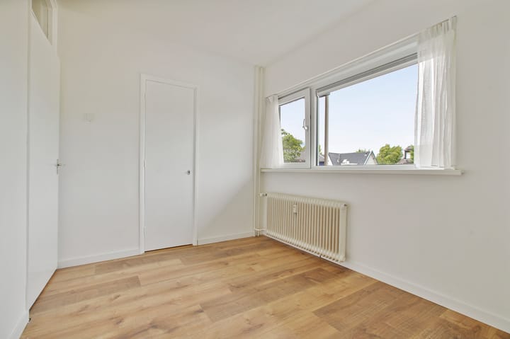 Foto 9 van Stationsweg 68