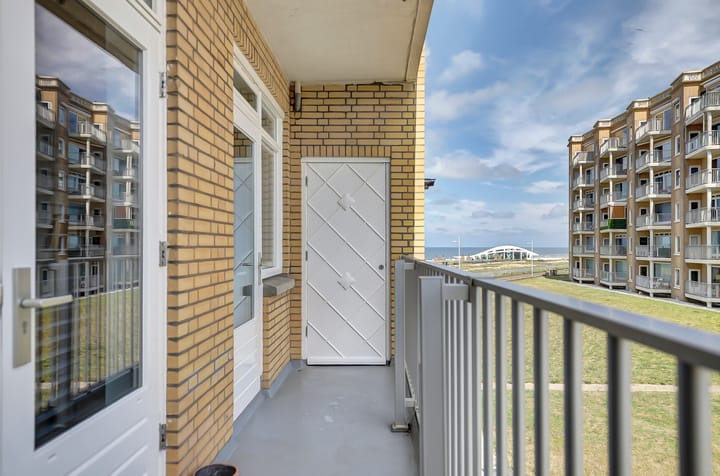 Foto 9 van Zeekant 92-G