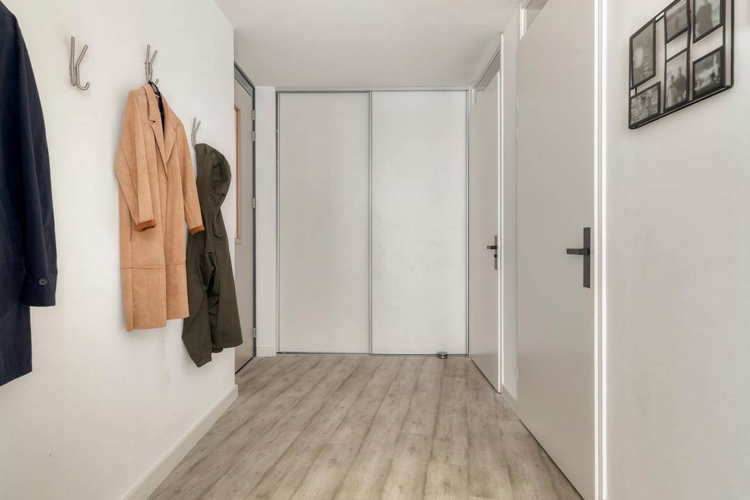 Photo 8 of Koningsplein 300