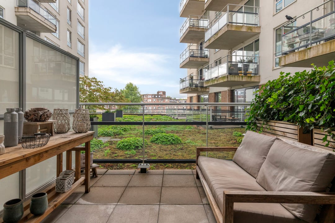 Photo 23 of Koningsplein 300