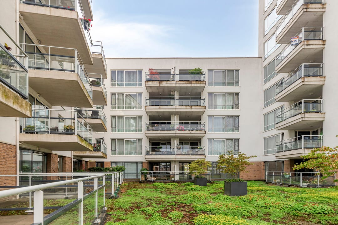 Photo 26 of Koningsplein 300