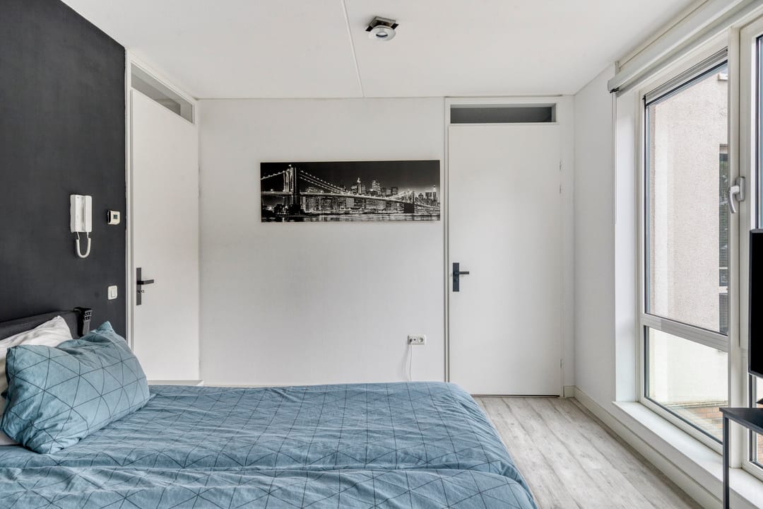 Photo 31 of Koningsplein 300