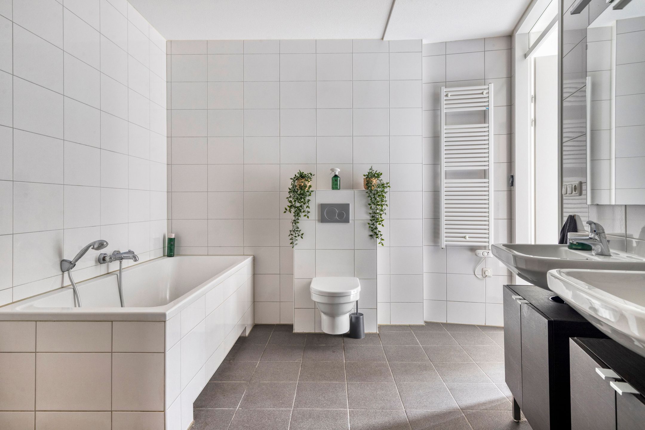 Photo 33 of Koningsplein 300