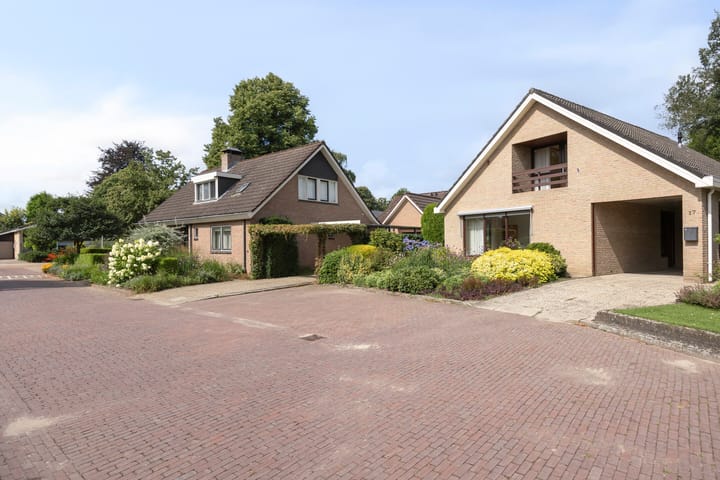 Photo 39 of Wehmerstraat 17