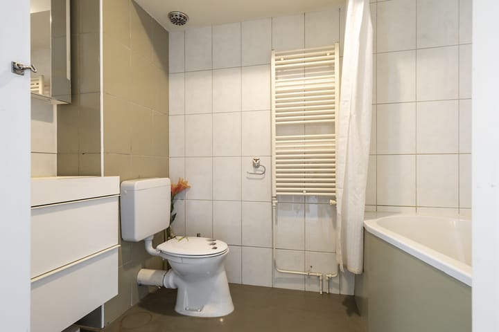 Foto 19 van van Ogtropweg 30