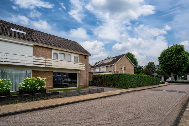 Photo 39 of Tulpenstraat 2