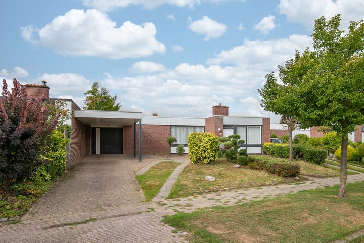 Foto 4 van Constantijn Hugostraat 7