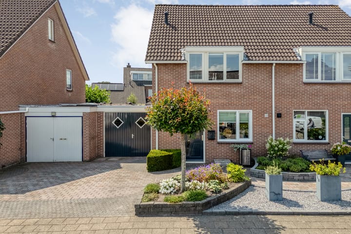 Foto 5 van Weegbree 39