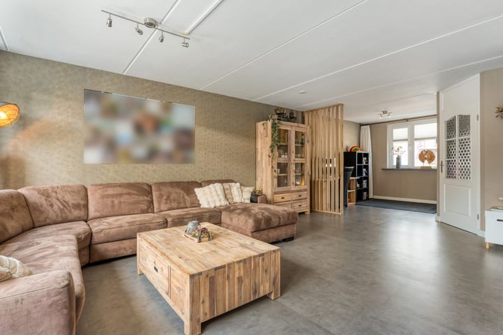 Foto 3 van Weegbree 39