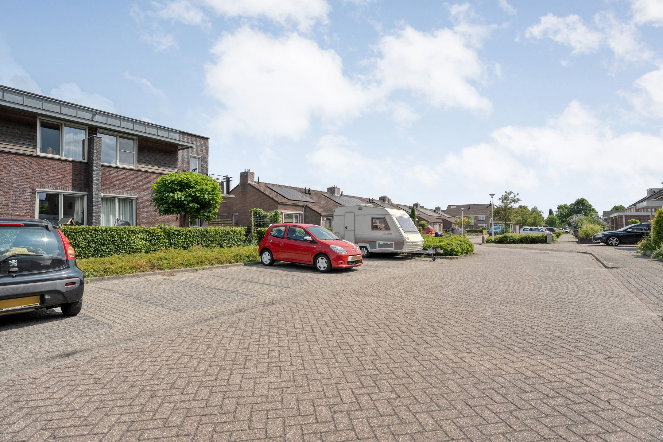 Foto 33 van Weegbree 39