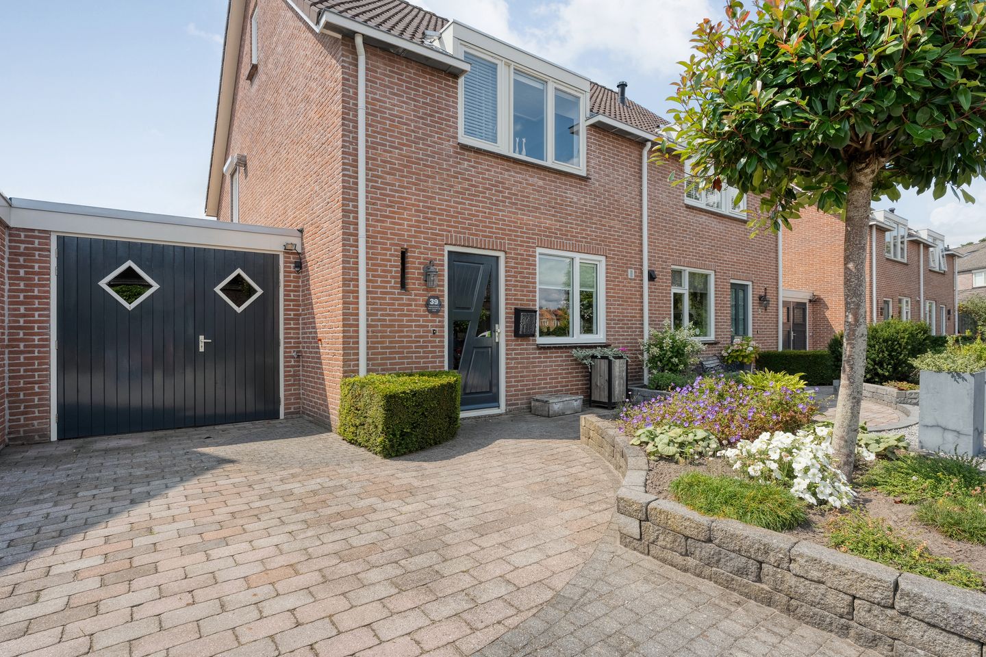 Foto 35 van Weegbree 39