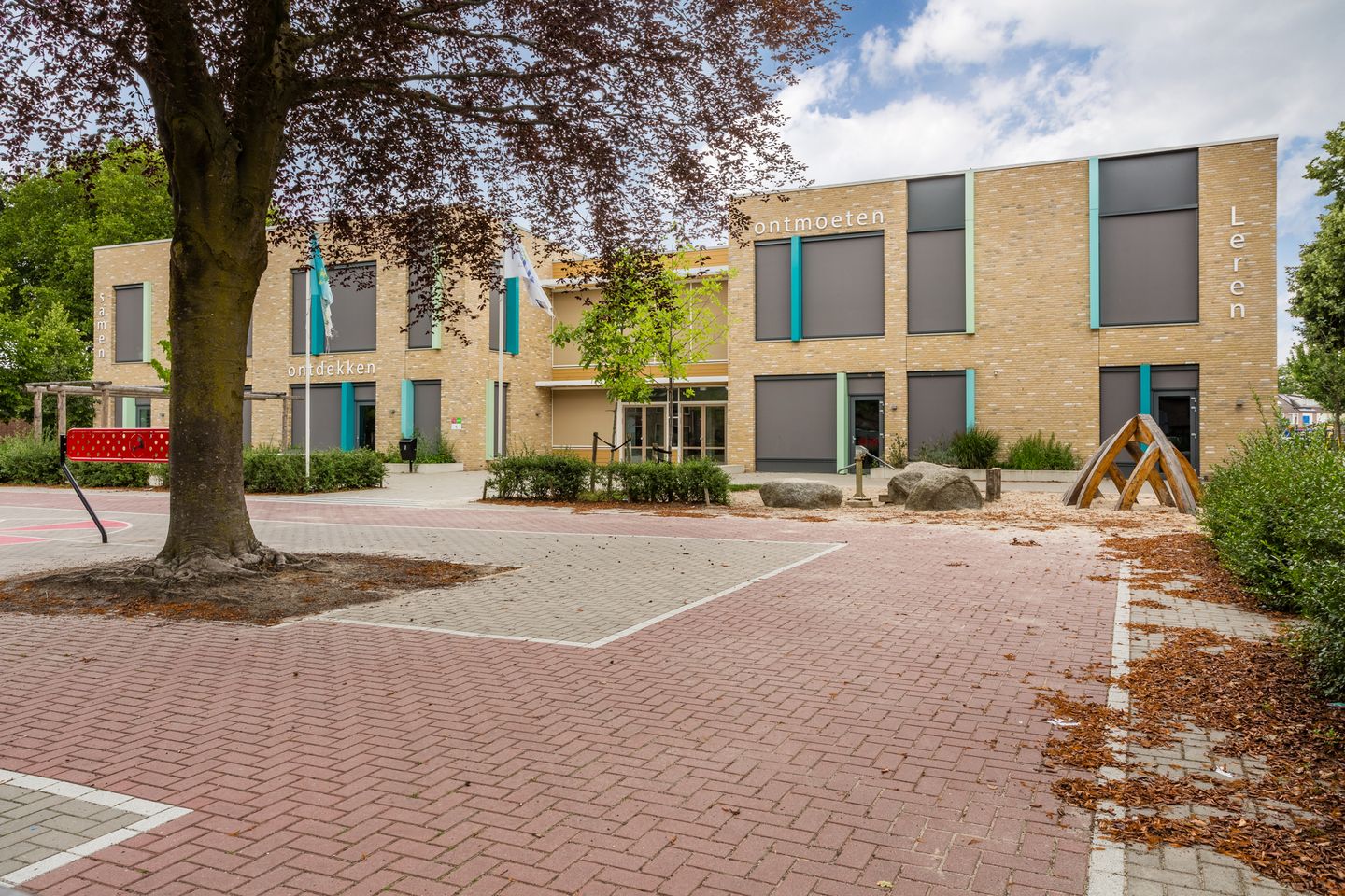 Photo 49 of Cor Keestraat 16