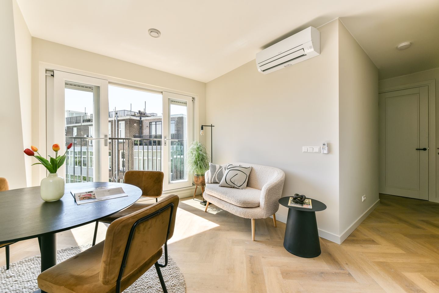 Foto 5 van Admiraal De Ruijterweg 57-4A