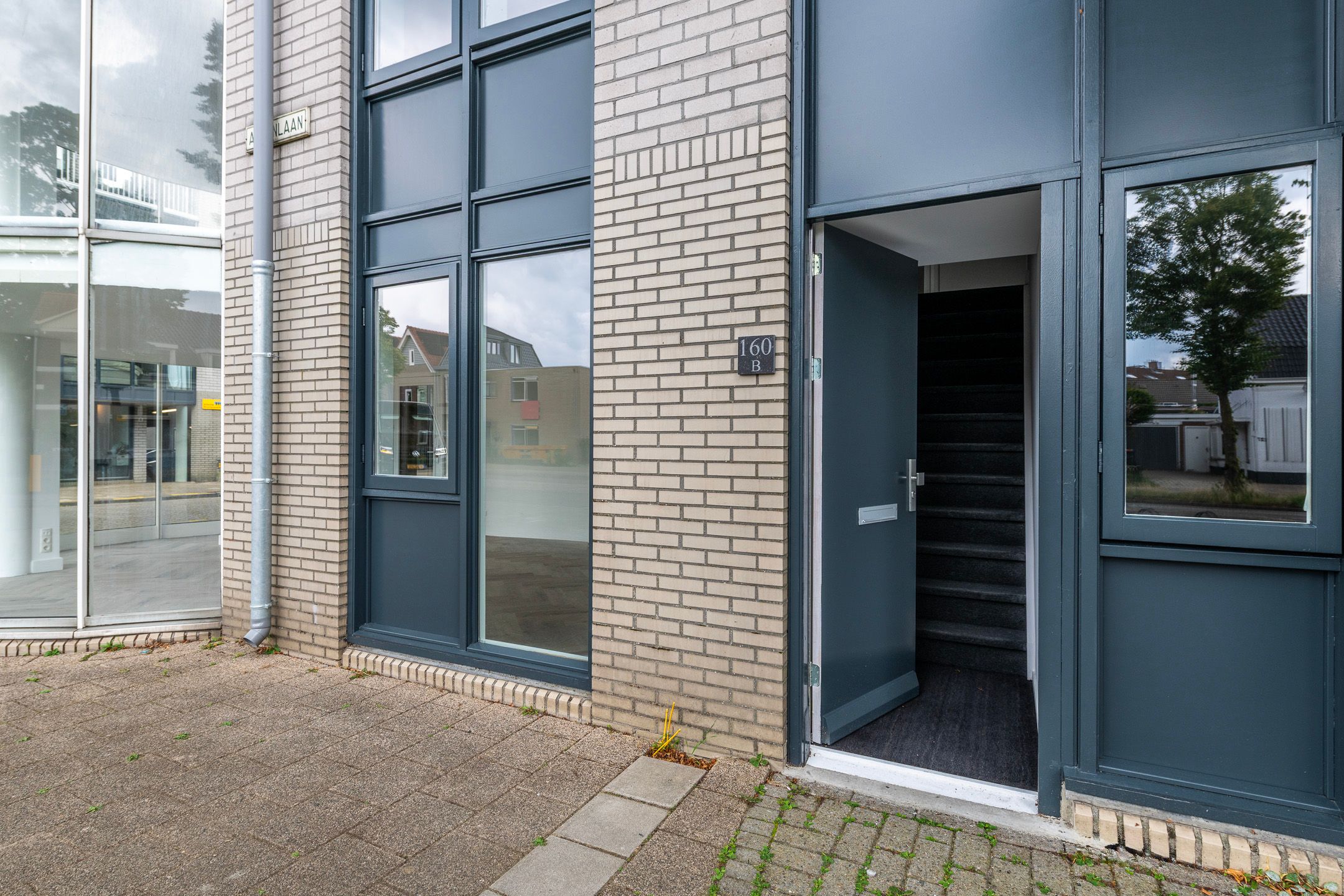 Photo 3 of Antonlaan 160-B