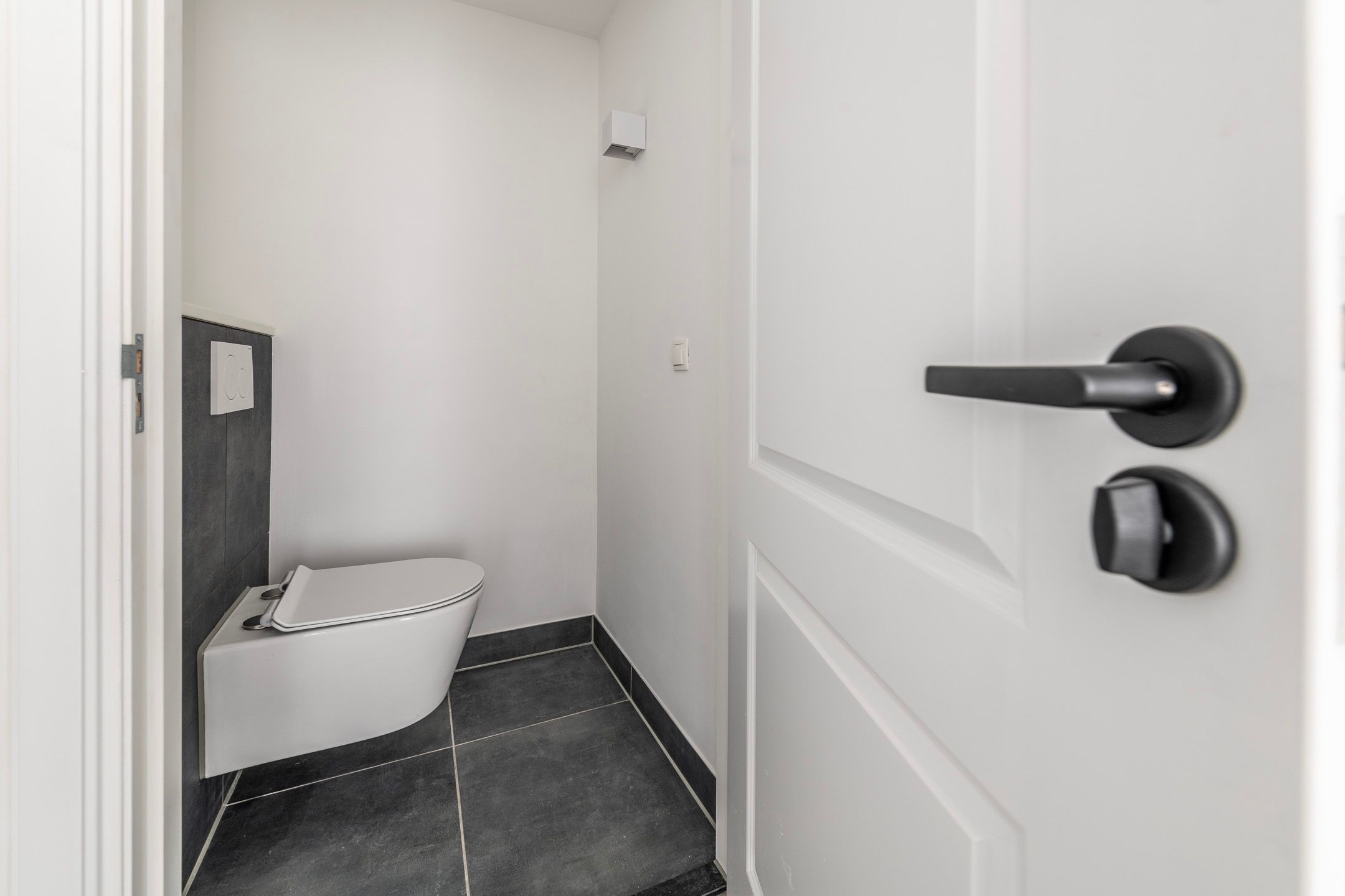 Photo 21 of Antonlaan 160-B