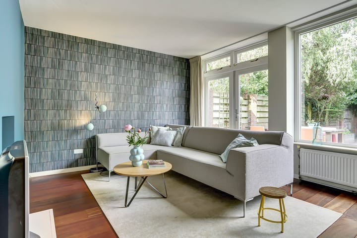 Photo 9 of Van Deelenstraat 106