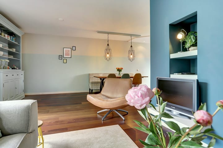 Photo 10 of Van Deelenstraat 106