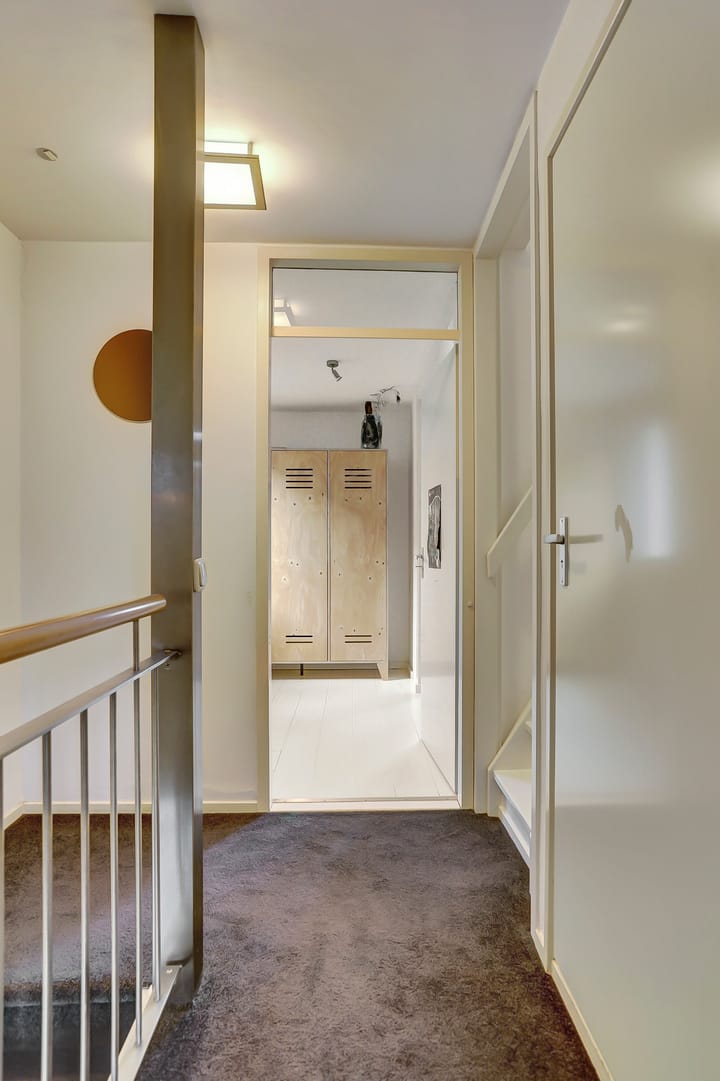 Photo 19 of Van Deelenstraat 106