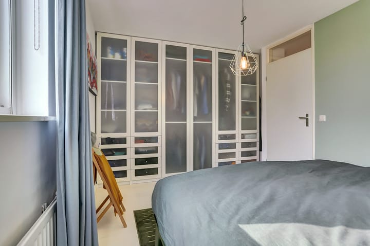 Photo 21 of Van Deelenstraat 106