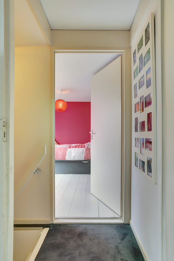 Photo 29 of Van Deelenstraat 106