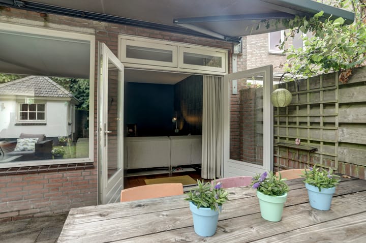 Photo 36 of Van Deelenstraat 106